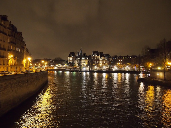 Nachts in Paris: Eine Stimmung der ganz besonderen Art.