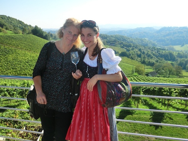 In Kooperation mit österreichischen Tourismus-Destinationen fanden im Jahr 2012 über 10 individuelle Blog-Trips statt, wie zum Beispiel im Oktober zum Weinherbst an die Südsteirische Weinstraße.