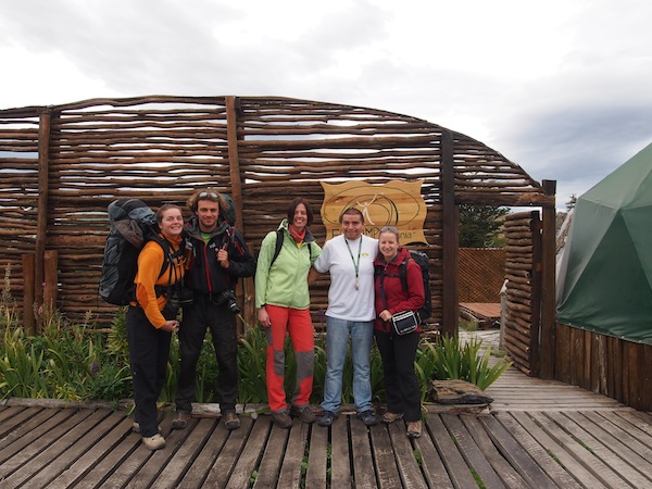 Zudem kommt, dass Kooperationen wie hier mit dem luxuriösen EcoCamp Patagonia oft auch ganz spontan vor Ort besprochen und vereinbart werden können. Sich vorstellen, seine Tätigkeit als internationale Berichterstatterin vorbringen und schon geht's los: Ein großer Dank hier an René Bustamente, General Manager des EcoCamp Patagonia im Nationalpark Torres del Paine für die Einladung zum unvergesslichen Aufenthalt.