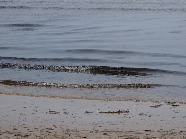 Entspannung mit sanftem Meeresrauschen am Strand von Bournemouth.