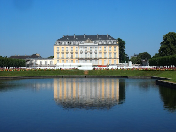 Visiting Augustusburg Palace at only about half an hour’s distance from the bustling city centre of Cologne.