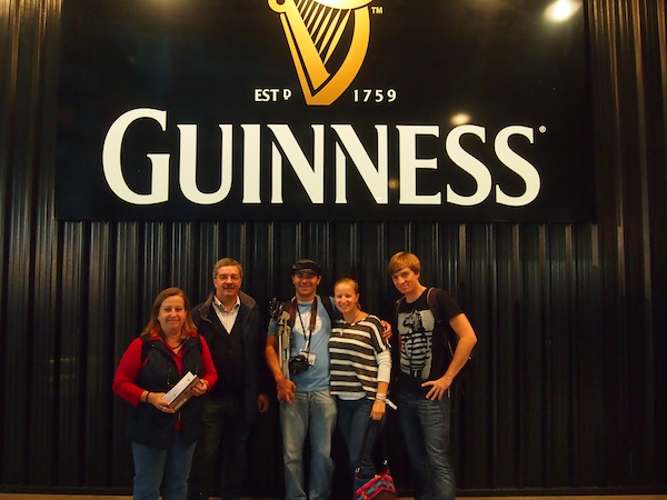 Familienfeier in Dublin: Das berühmte "Guinness Storehouse" bietet den perfekten Rahmen für jede noch so kleine oder große Feier - und ist schlichtweg ein geniales, multimedial-ansprechendes Museum. Absolut sehenswert hier in Dublin!