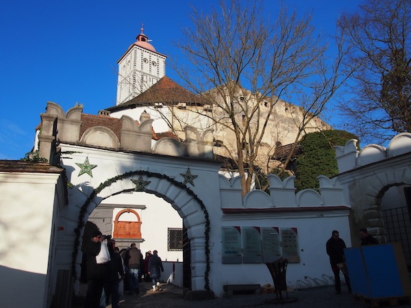 Auftakt auf dem Weg nach Salzburg: Wir besuchen das berühmten Renaissance Schloss Schallaburg mit seinem Weihnachtsmarkt.