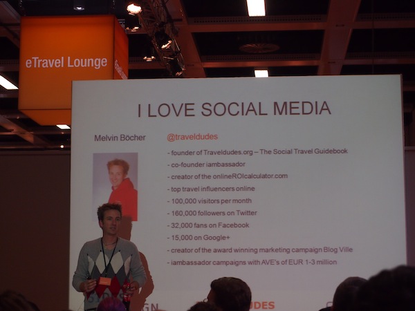 Auch Melvin Böcher, Gründer der erfolgreichen Reiseplattform www.TravelDudes.org, spricht über Social Media und die Macht der #Hashtags (Keywords) im Internet.