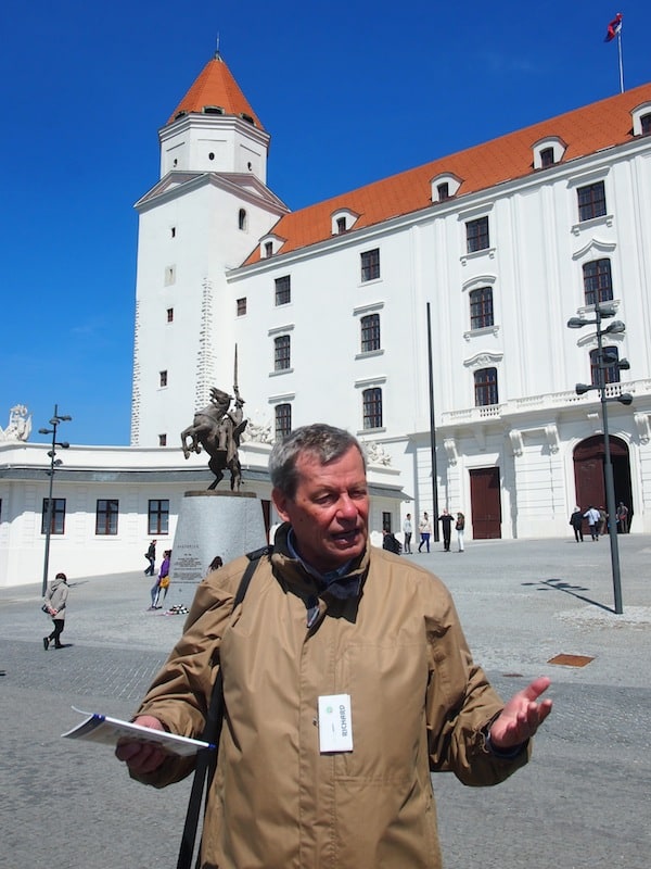 Hauptakteur im Rahmen unserer großartigen Bratislava-Entdecker-Tour: Richard, ein begeisterter Fremdenführer der mit seinen Antworten auf jede Frage die wir ihm stellen in Erinnerung bleibt und der mir gerne und viel über die Geschichte des Landes erzählt.