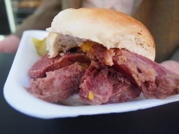Try salty beef bagel at "Beigel Bake" for a dab at a culinary heaven of a kind ...!