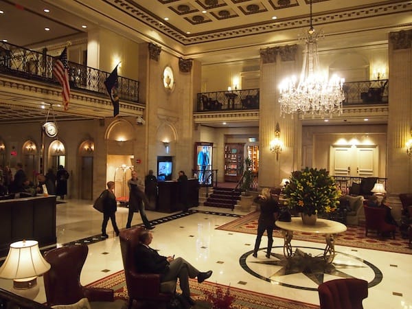 The beautiful entrance hall to the Roosevelt Hotel has me time-travel back into the 1920's ...