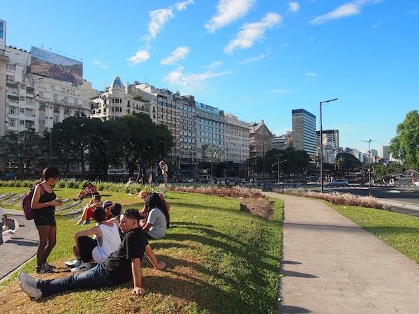 ... sowie, natürlich, den Jugendlichen der Stadt! Viva Buenos Aires.!