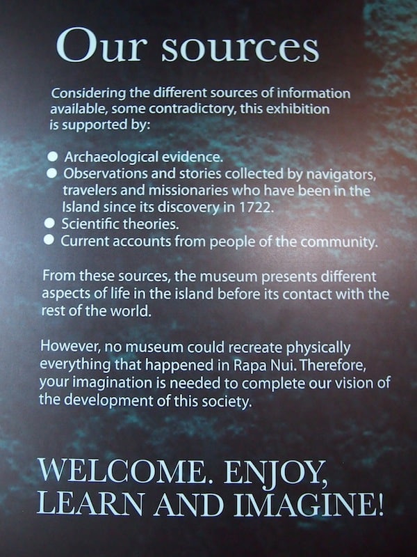 Wir erfahren schließlich mehr im Museum der „Hauptstadt“ der Osterinsel, ein Museum das in Abwesenheit ausreichender Fakten zur eigenen Fantasie & Vorstellungskraft aufruft!