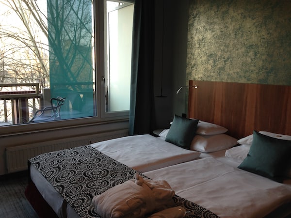 ... nach dessen Genuss es sich gut & wohlverdient in die schönen Zimmer des Hotel Capricorno fallen lässt!