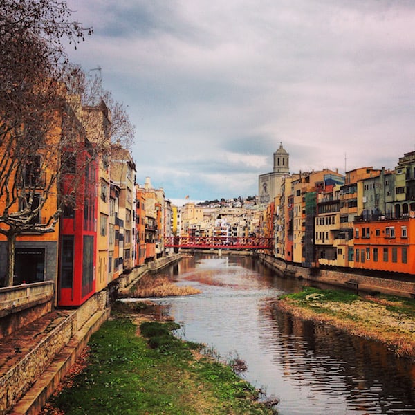 Beginnen wir mal mit der Farbenpracht der Provinzhauptstadt Girona - immer wieder eine Reise wert.
