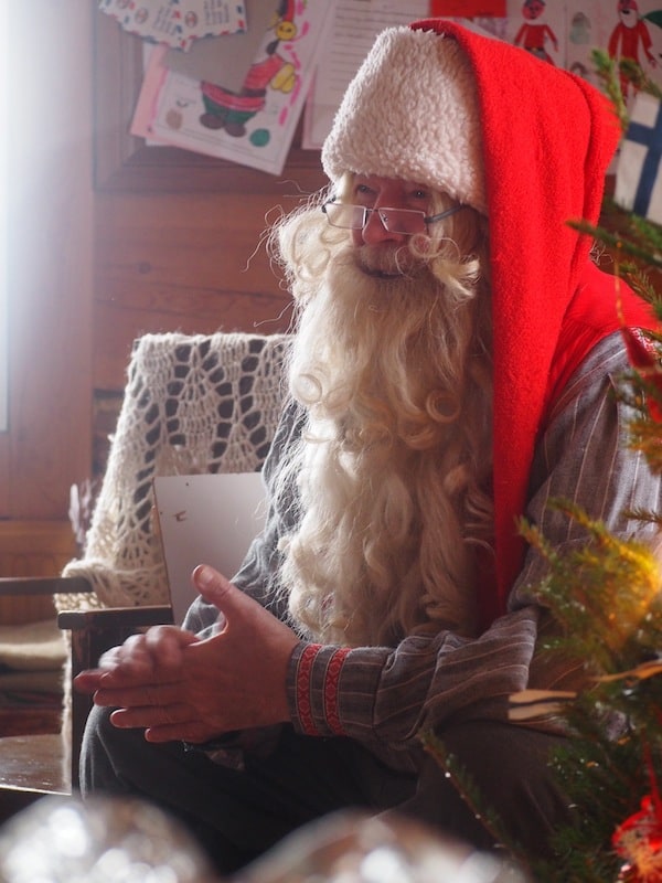 … especially as we become wrapped up in the spell of meeting (the real!) Santa Claus in his very own home in Pohjolan Pirtti.