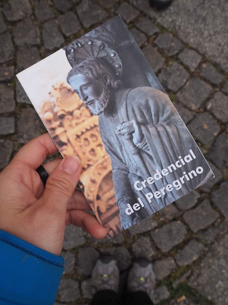 Mindestens ebenso wichtig: Das "Credencial del Peregrino", unser hübscher Stempelpass.