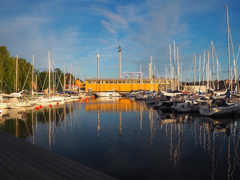 Wunderschön, die Stimmung am Bootshafen von Stockholm ...