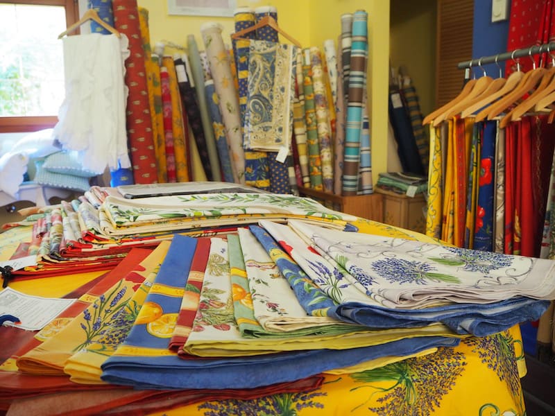 ... surrounded by Darlene's world of fabric, colours & beauty ...