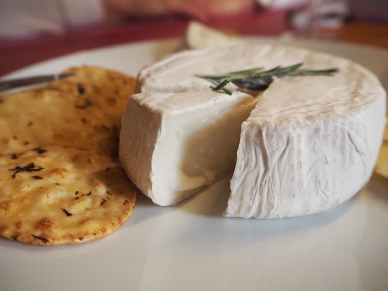 ... and so is "Salt Spring Cheese", started by a gourmet professional from Toronto: Many of the things I find on Salt Spring Island are due to the passion, talent and creativity of the people that moved here over time.