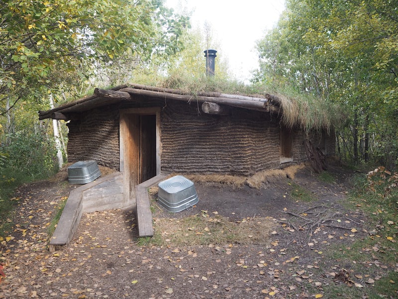 ... and how, at a later stage, the first European settlers built their so-called sod houses to make it through the first fierce Canadian winters ...