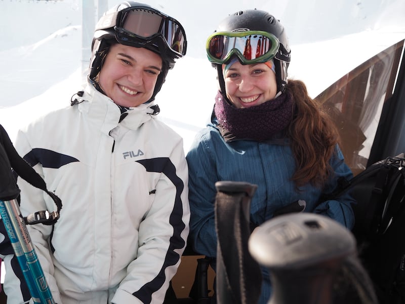 Ist es nicht doch ein bisschen Hochverrat, nach so vielen stolzen Snowboarders sich den ... Skifahrern anzuschließen?!