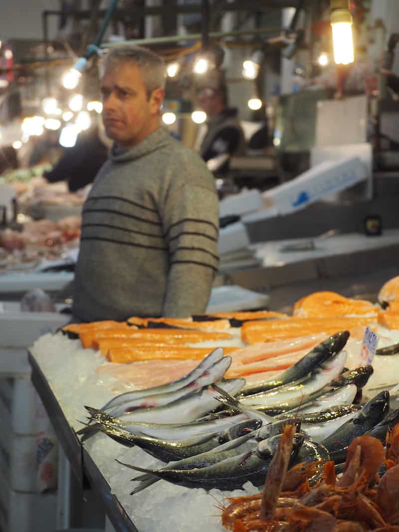 ... welche ganz klassisch mit dem Fischmarkt beginnen ...