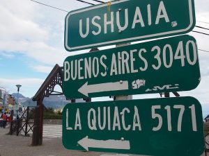 Gewusst wie: Einheimische "Greeter" weisen einem unterwegs den Weg - auch bis in entlegene Fernreiseziele wie das am Ende der Welt gelegene Ushuaia in Südpatagonien, ca. 3.000 km von Buenos Aires entfernt.