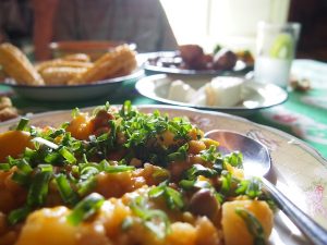 Einer der großen Vorteile des "Turismo Vivencial" mit einheimischen Familien: Das Essen kommt immer frisch auf den Tisch und schmeckt dank der guten Landwirtschaft hervorragend!