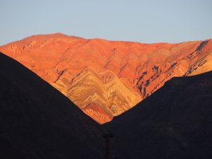 Der berühmte Quebrada-Canyon, Welterbe der Menschheit, im Licht der untergehenden Sonne ... faszinierend.