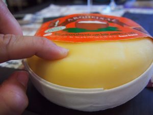 Der typische Käse hier reift im Laib („Tetilla“) und hat eine wunderbar zarte Textur auf Zunge & Gaumen.