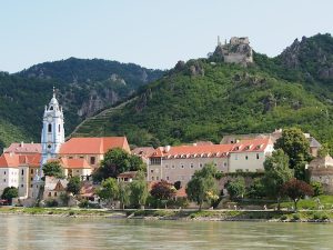 Immer wieder eine Reise wert: Der wohl berühmteste und pittoreske Ort Österreichs - Dürnstein in der Wachau.