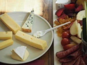 Bei der isländischen Käse-Queen Eirny kommt alles auf den Tisch, was gut ist: Bari