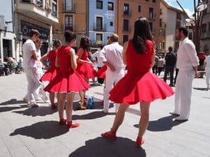 A little further up the road, traditional "Sardana Dances" take place in the mountain town of Ripoll.