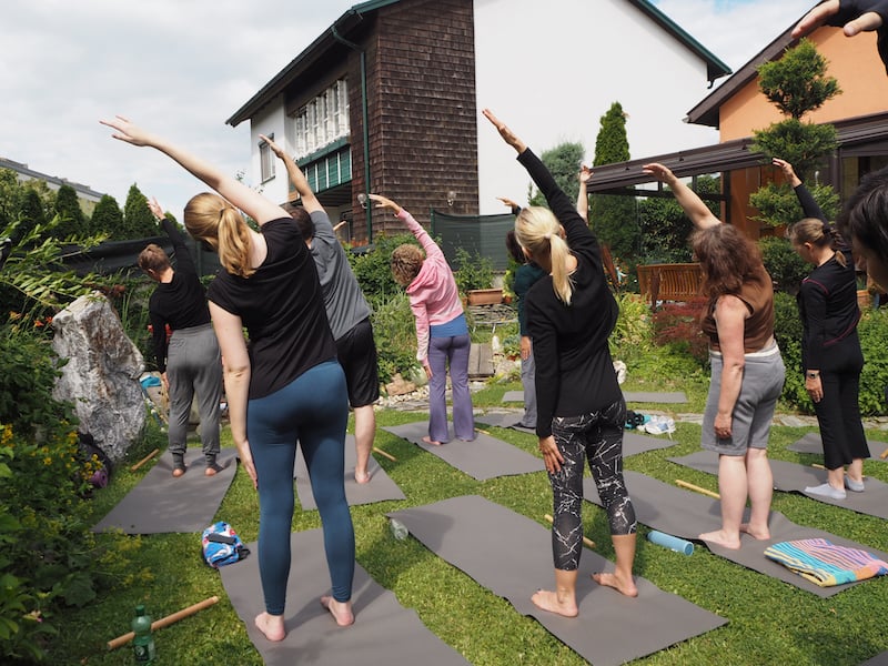 ... mit Yoga im Garten bei der lieben Heike ...