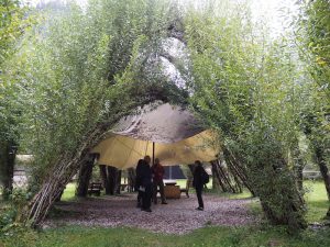 Willkommen im Nationalpark Gesäuse! Neben dem Besucherzentrum in Admont bietet der "Weidendom" die nächste Anlaufstelle für Natur- und Ruhesuchende ...