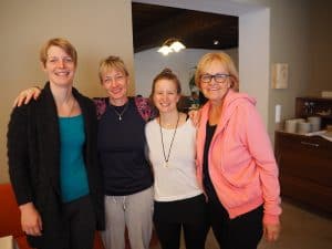 Die Gemeinschaft macht's aus: Ich mit "meinen Mädels" Christine, Steffi und Elfi (von links nach rechts).