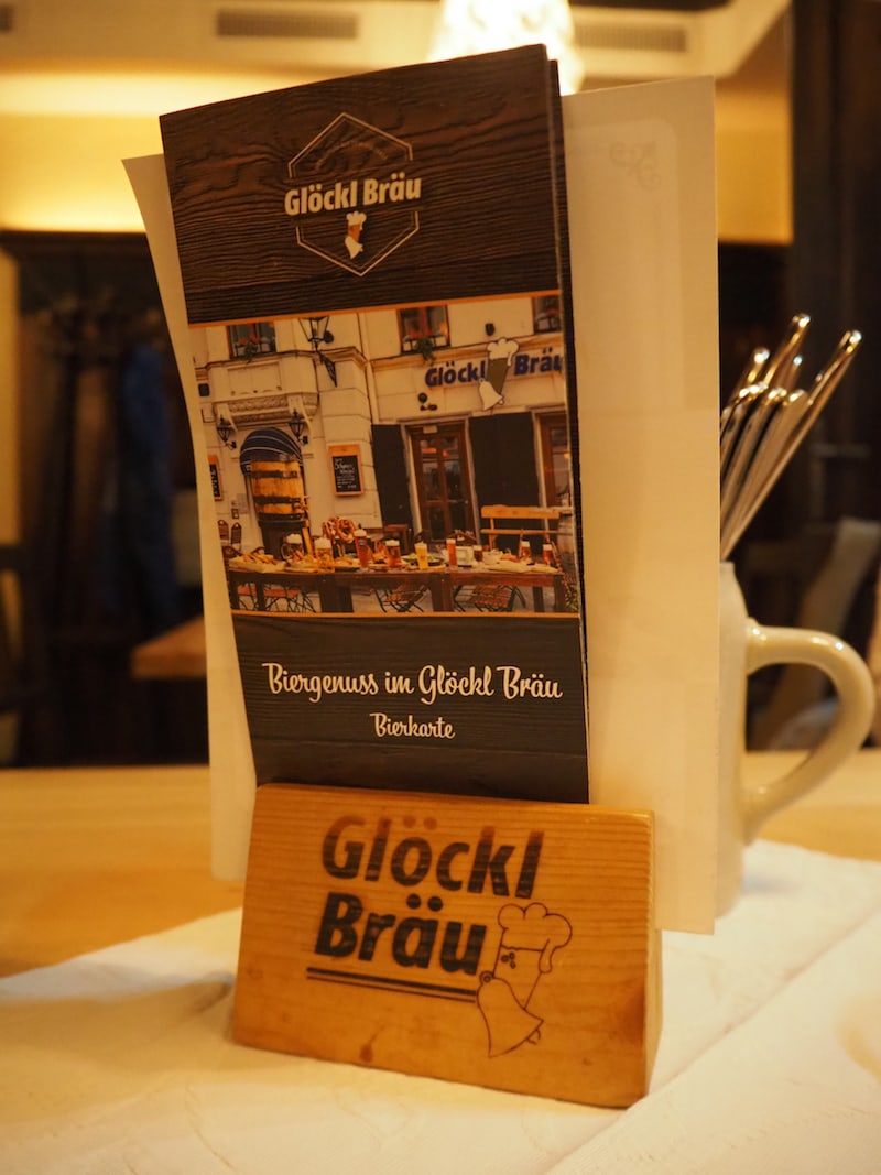 Im Glöckl Bräu schließlich endet der kulinarische Bier-Rundgang, nicht ohne vorher noch ein oder zwei berühmte Frankowitsch-Brötchen in der Altstadt aufgeschnappt zu haben ... wie gesagt: Ihr braucht vor und nach dem Rundgang nicht wirklich viel zu essen!