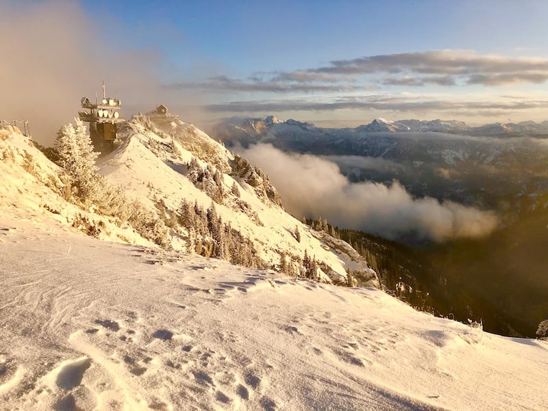 ... und tatsächlich hatten wir Glück, noch kurz vor 16.00 Uhr dieses Panorama einzufangen: Hier geht der Blick bis weit über die Ostalpen hinein.