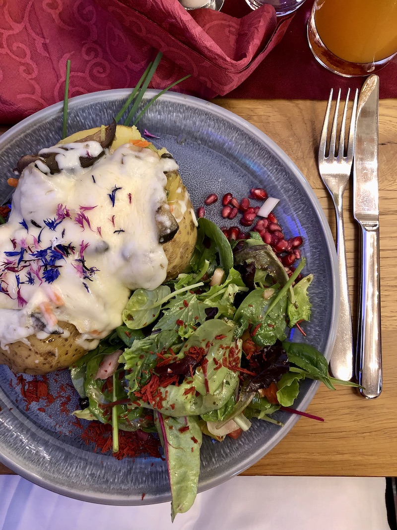 Mahlzeit aus dem Klosterhof!