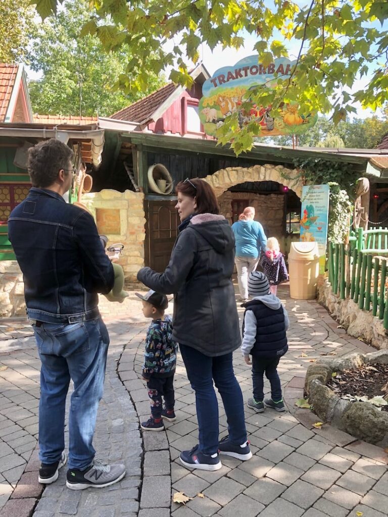 In the park itself, we don't have to queue for any of the rides either, we can always get on directly