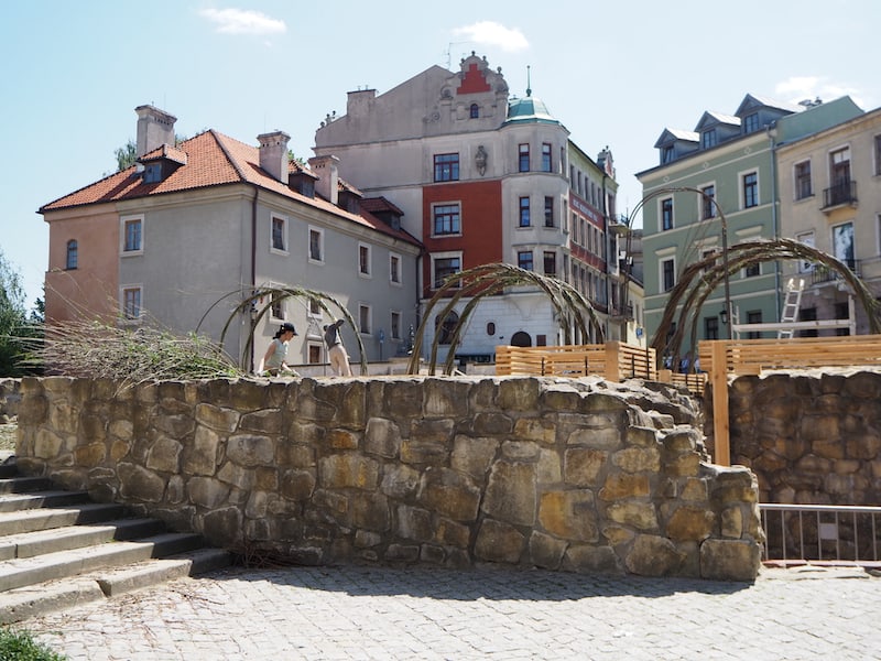 Blick nach Lublin: Mehrere geschichtliche Epochen in einem Bild.
