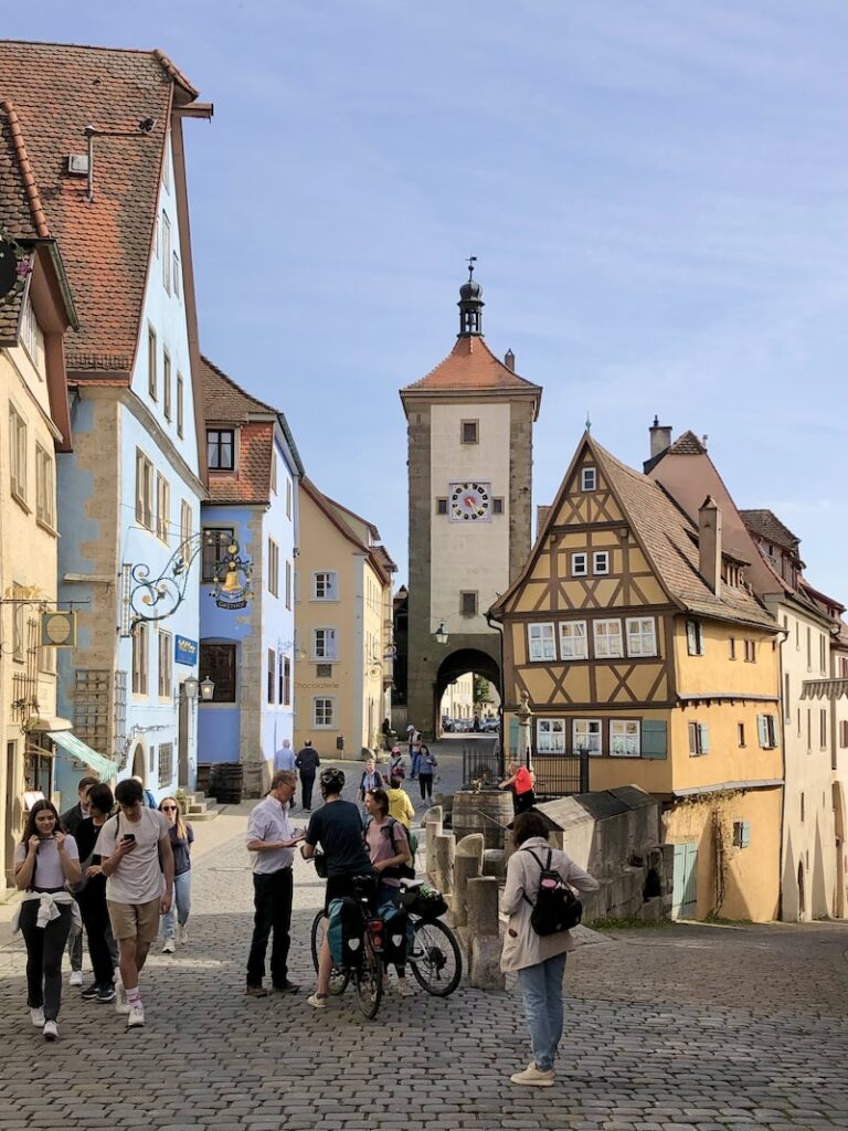 Blick auf einen der "iconic spots" in Rothenburg ob der Tauber.